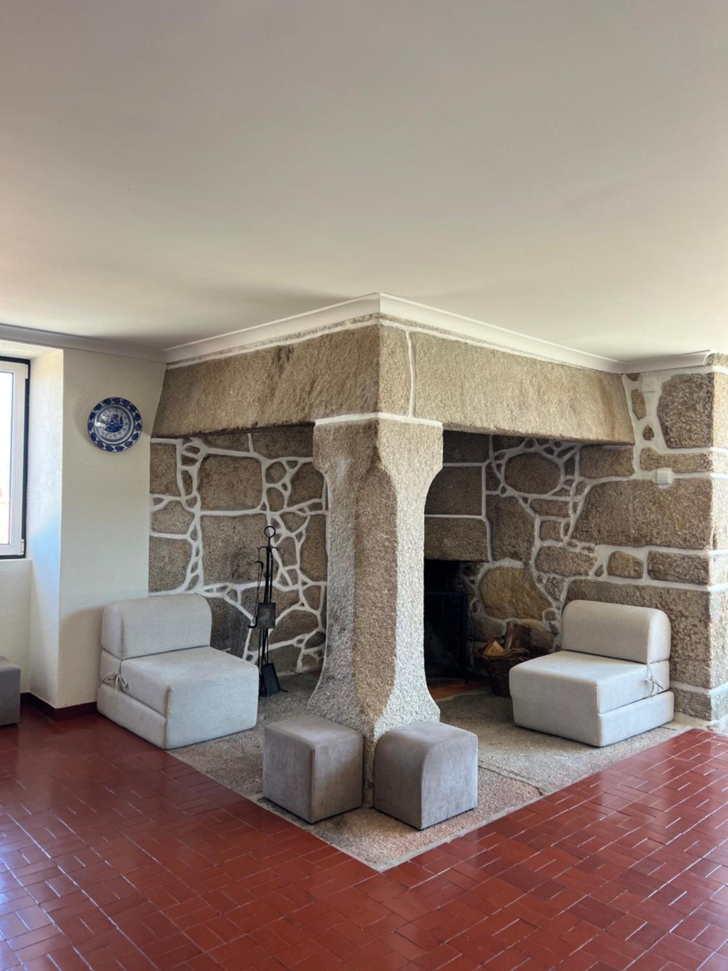Casa De Lagarinhos Jacuzzi Spa Jogos Gym - Serra Da Estrela - Seia - Gouveia غويفيا المظهر الخارجي الصورة